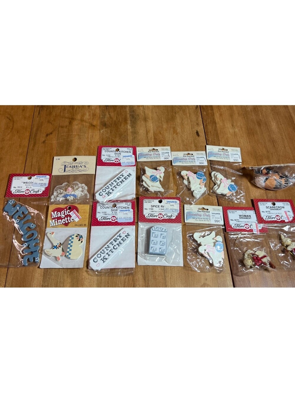Fibre Craft Wood Miniatures Cottage Core, Set Of 13